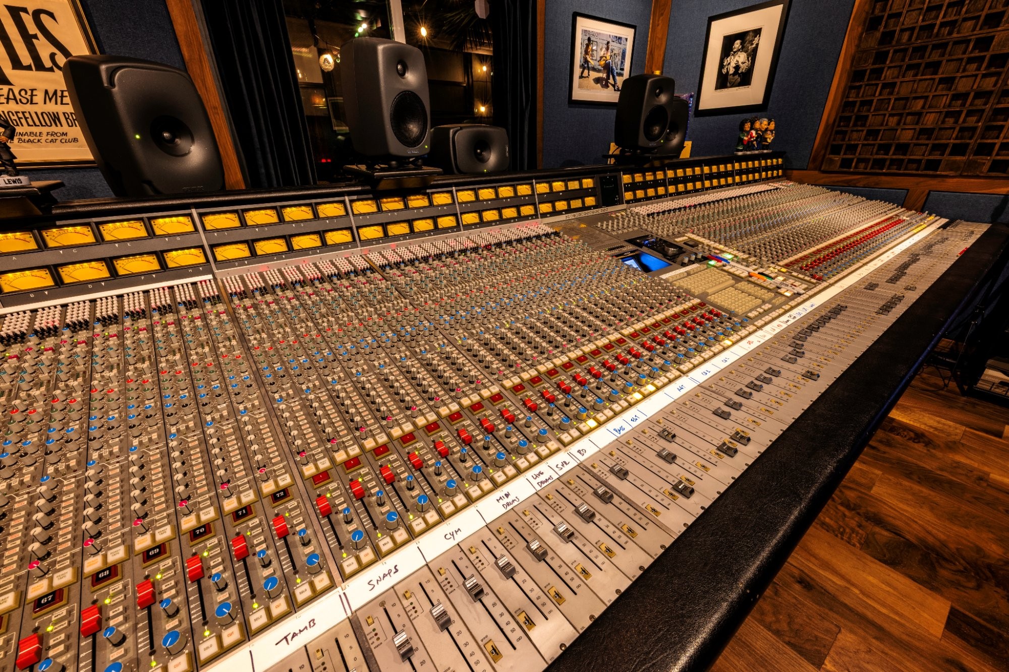 Mix This! Neve console at Berkeley Street Studios — Bob Clearmountain studio